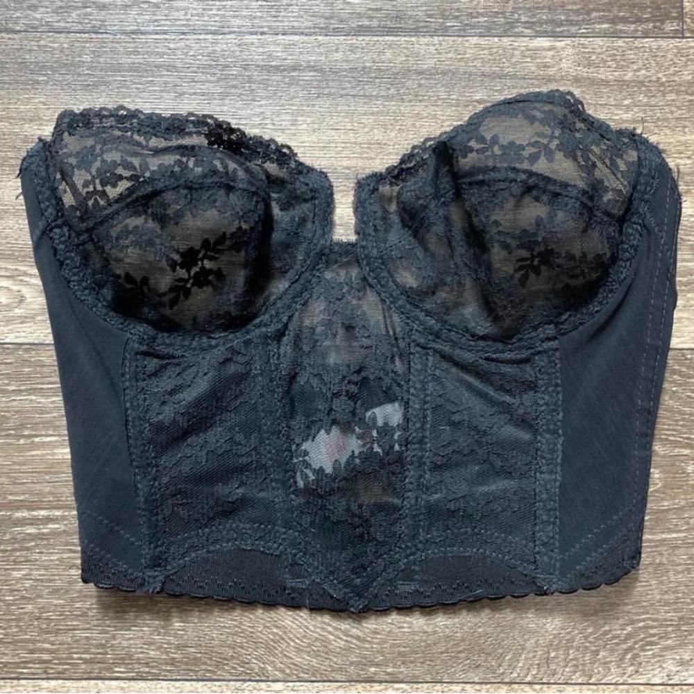 vintage corset from backless by young smoothie 🩷